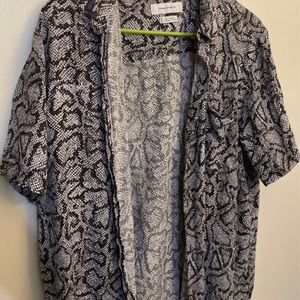 SNAKESKIN BUTTON UP